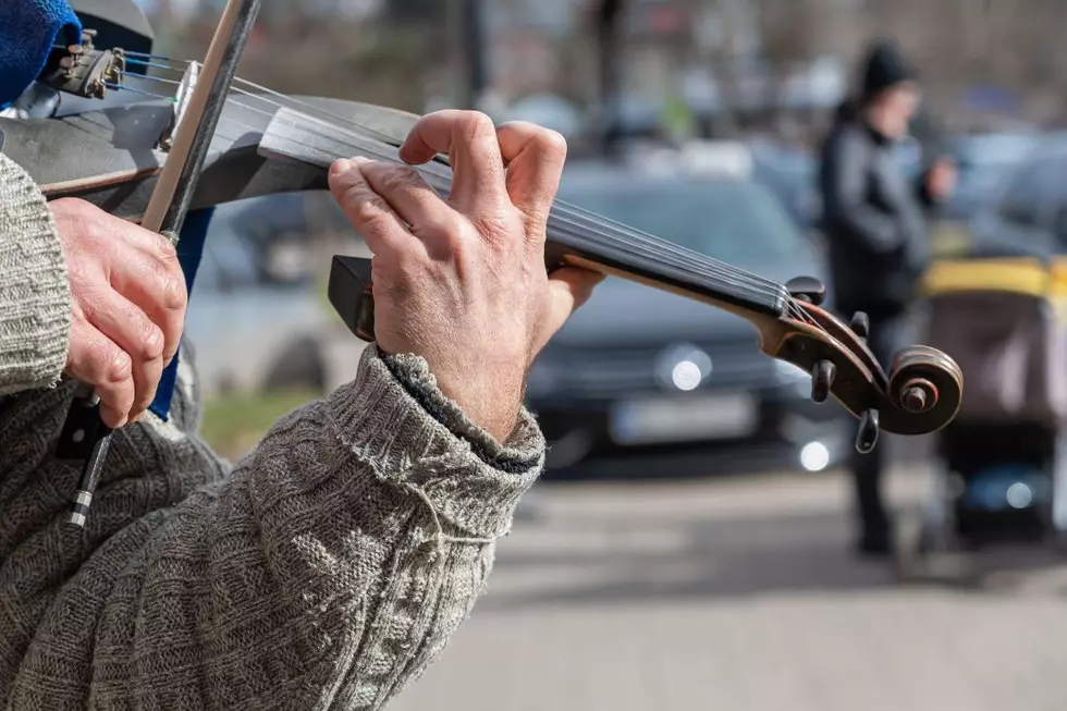 Beware: If You See a Violinist Playing in a Parking Lot, It Could Be a Scam