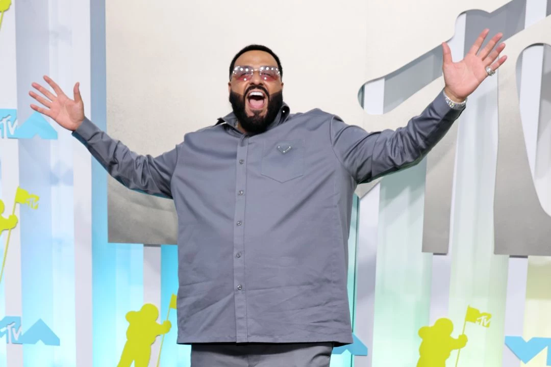 DJ Khaled Literally Wouldn’t Stop Screaming ‘God Did’ at the
VMAs