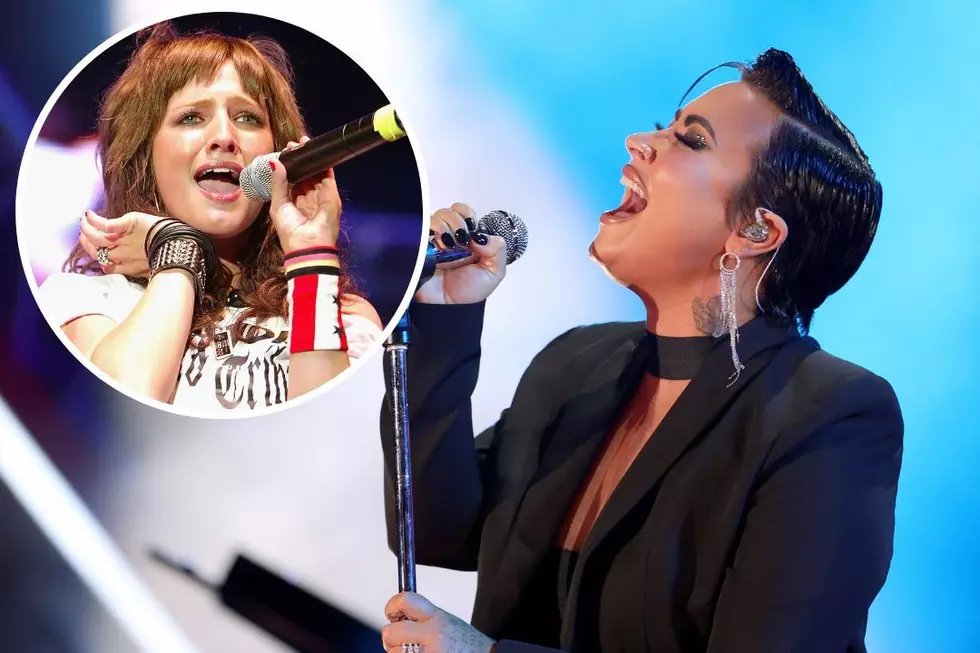 Demi Lovato and Ashlee Simpson Surprise Concertgoers With 2000s-Nostalgic ‘La La Land’ x ‘La La’ Collab: WATCH