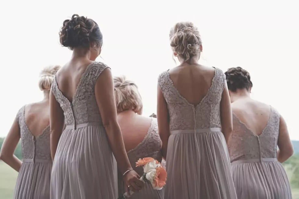 Bridesmaid Quits Hours Before Wedding After Bride Bans Her From Wearing Glasses