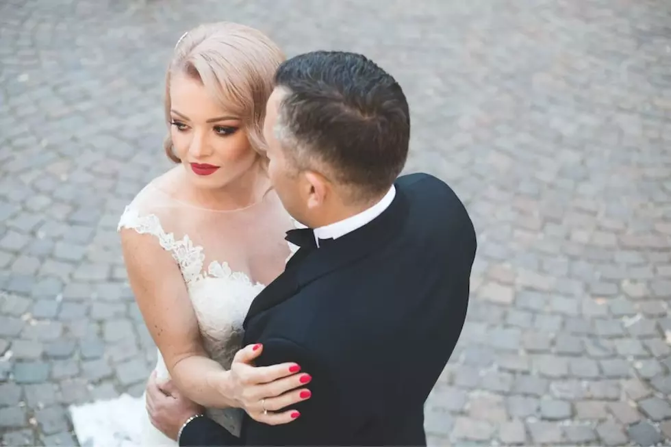 Bride Fuming After Groom Refuses to Kick Step-Sister Who Wore White Out of Wedding