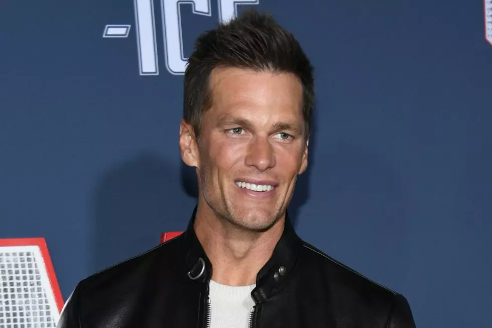 Tom Brady Posts Underwear Thirst Trap, Internet Reacts (PHOTO)