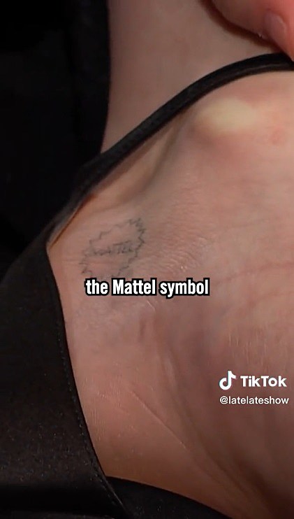Pin de Ruslan en Emma Roberts  Tatuajes femeninos Tatuajes minimalistas  Tatuajes elegantes