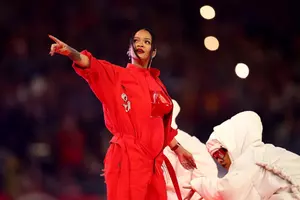 Rihanna Headlines 2023 Super Bowl Halftime Show: See How Celebrities...