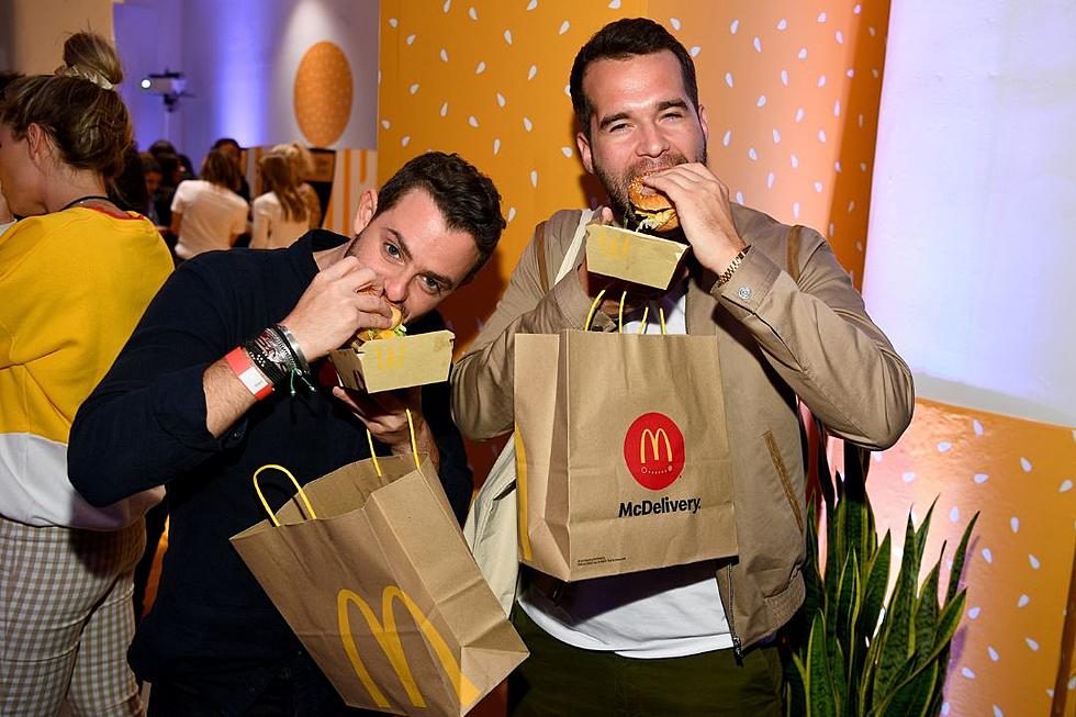 Can This Man Lose Weight by Eating McDonald&#8217;s 100 Days Straight? &#8216;Let&#8217;s Find Out!&#8217;