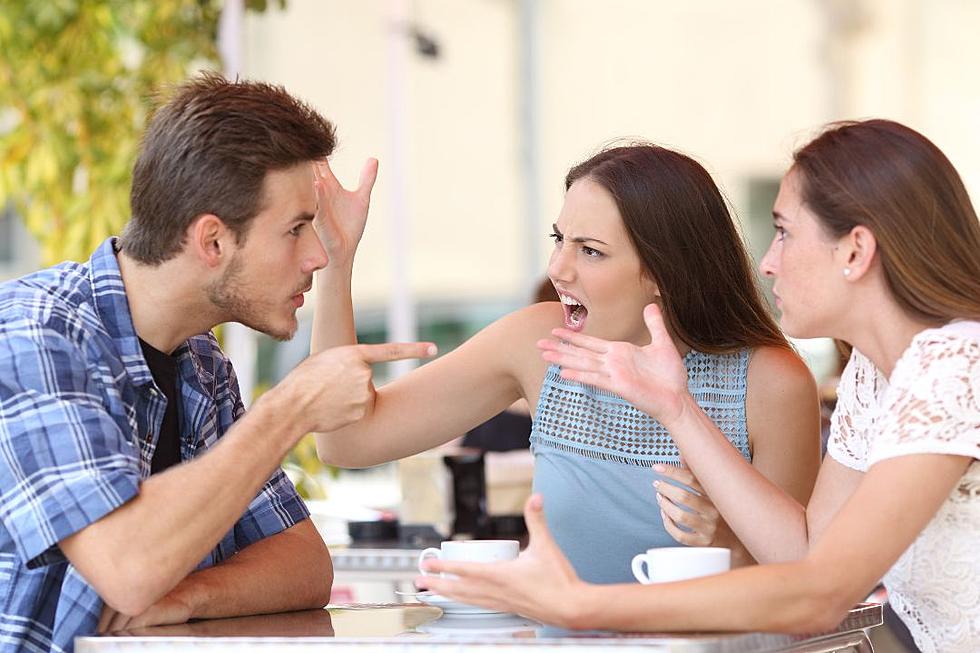 Woman’s Friend’s Boyfriend Screams at Her in Restaurant When She Asks for Separate Check