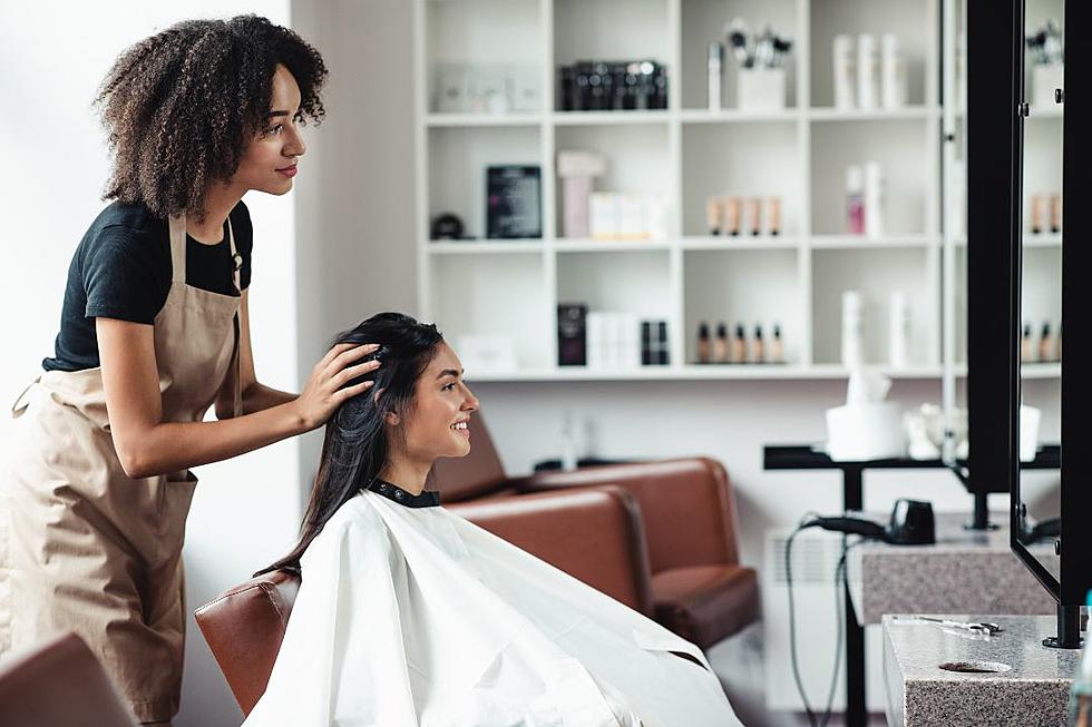 White Woman Sparks Debate on Reddit After Asking if It&#8217;s &#8216;OK&#8217; to Go to Black Hair Salon