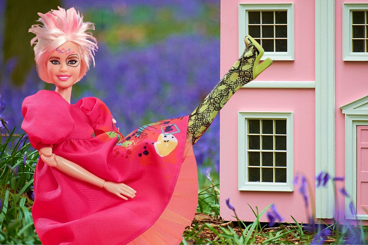 Mattel Creates 'Weird Barbie' Based on Kate McKinnon's Character