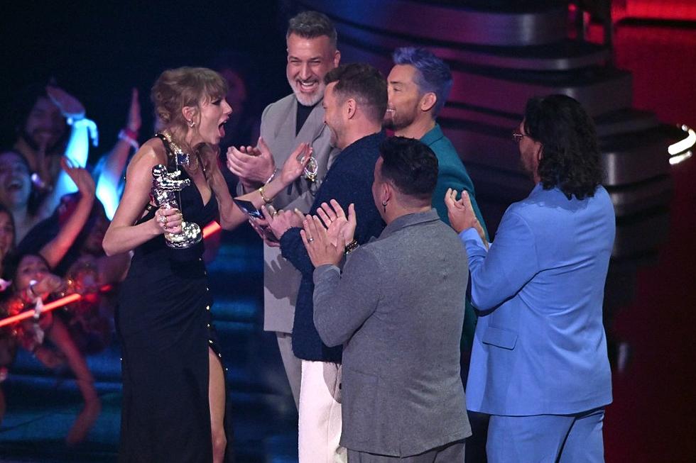 NSYNC Reunite for First Time in 10 Years to Give Taylor Swift Friendship Bracelets, Best Pop Award at VMAs