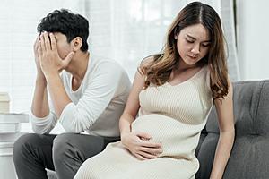 Man Slammed for Telling Mom About Wife’s Pregnancy Without Asking...