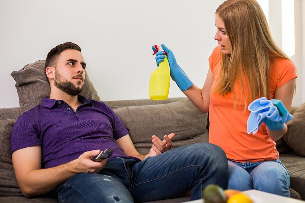 ‘Burnt Out’ Man Who Works 60+ Hours a Week Torn After Asking Girlfriend to Clean Their Apartment
