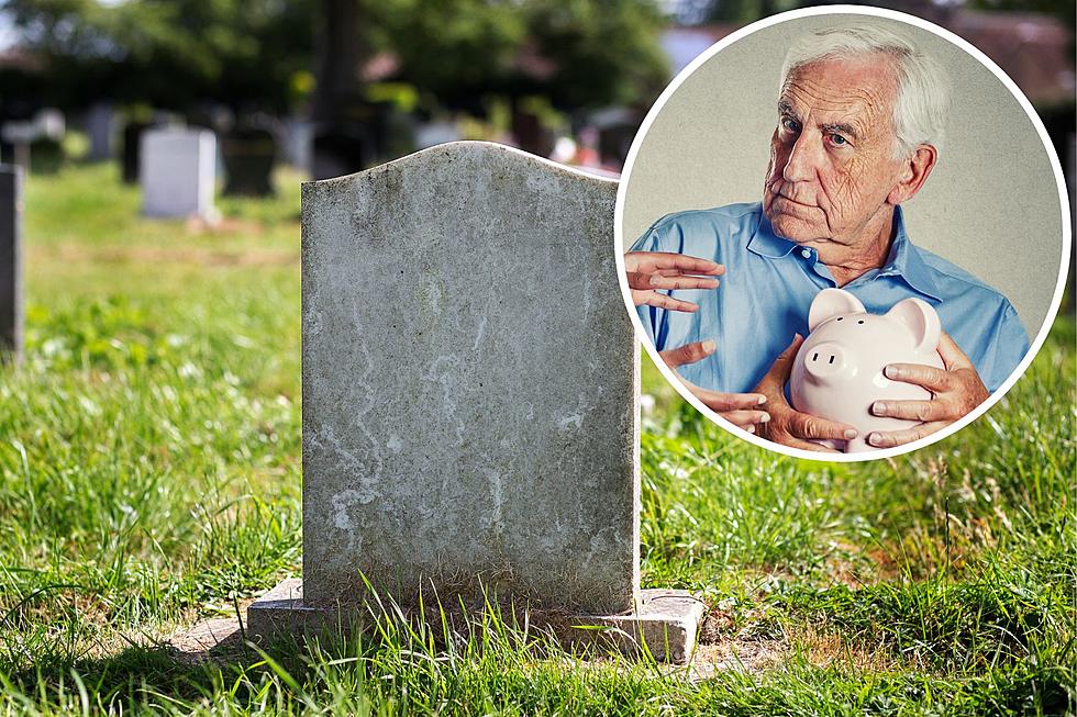 Man’s ‘Crazy’ Uncle Furious After $100,000 He Buried Is Stolen From Cemetery