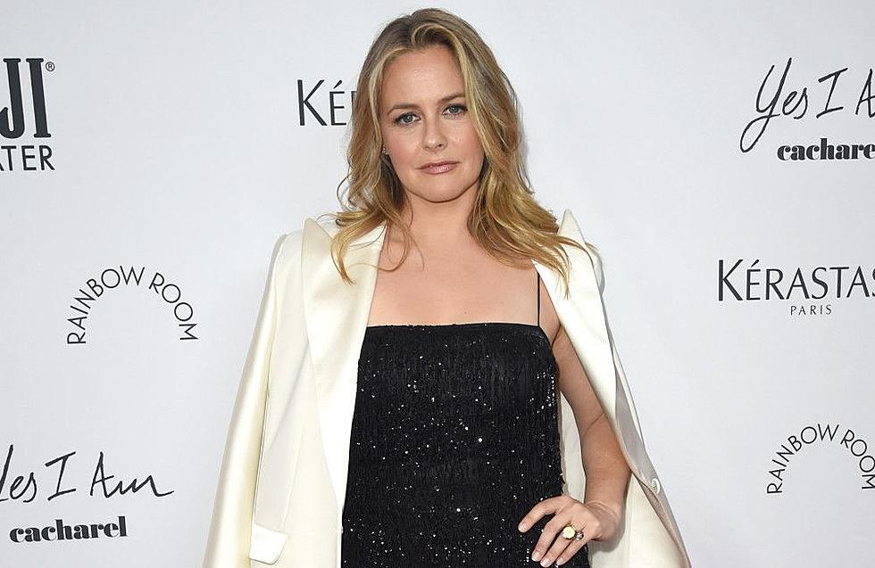 Alicia Silverstone Stars in Erotic Thriller 'The Bird & the Bee'