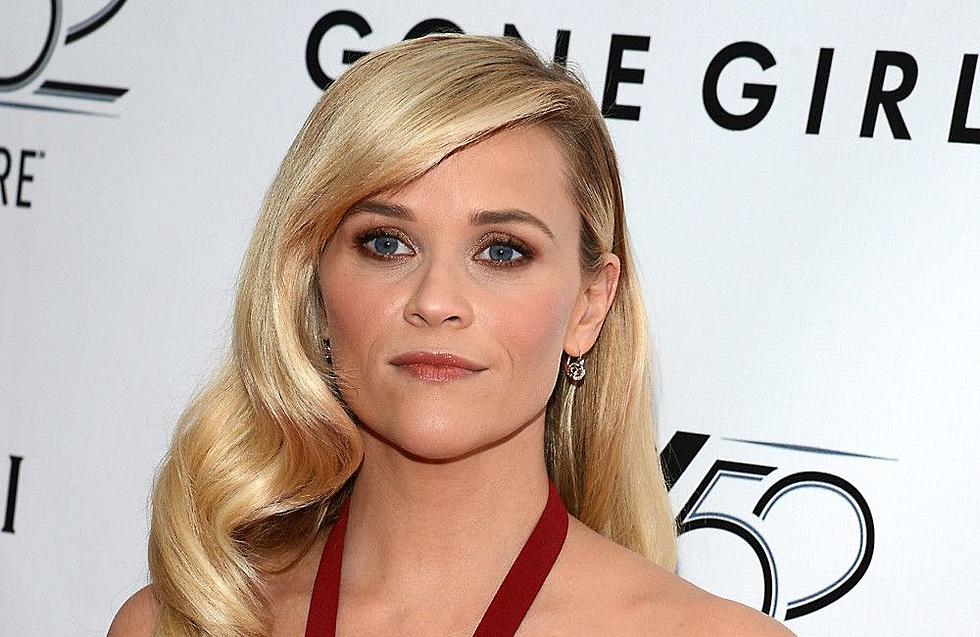 Reese Witherspoon Takes Advantage of Instagram's New Feature