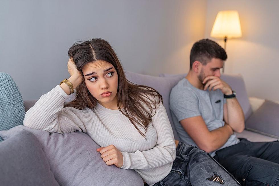 Woman ‘Falling Out of Love’ With Boyfriend Who Always Complains About ‘Being Broke’