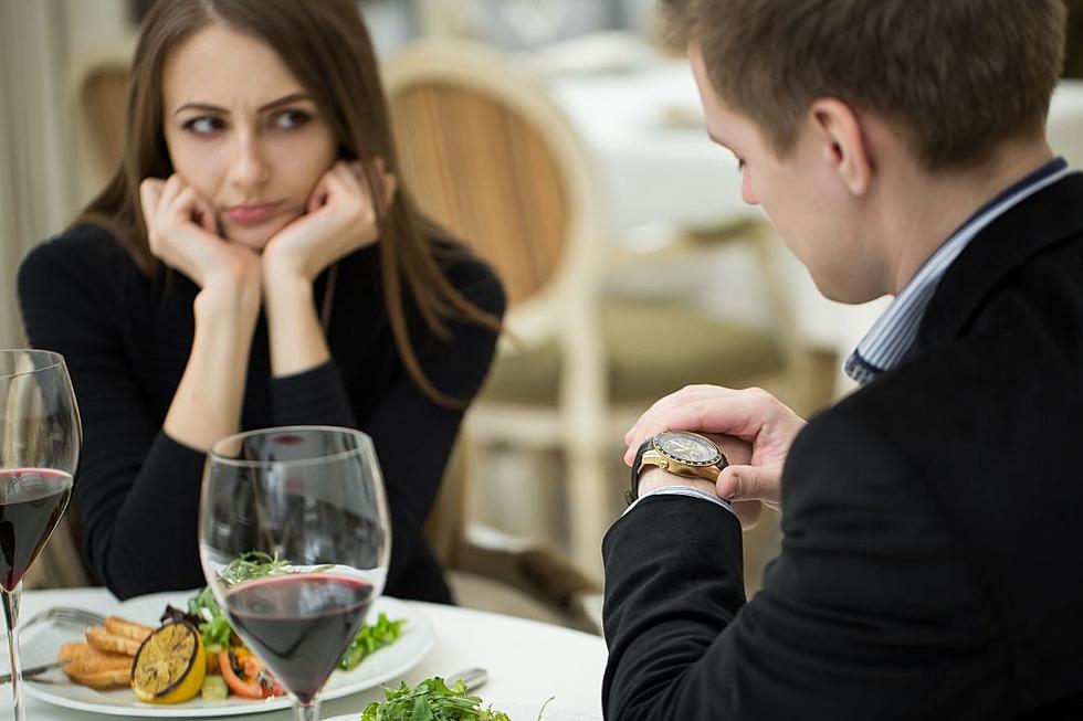 Woman Shocked After Wealthy Friend Asks Her to Split Expensive Dinner Bill: &#8216;He Invited Me!&#8217;