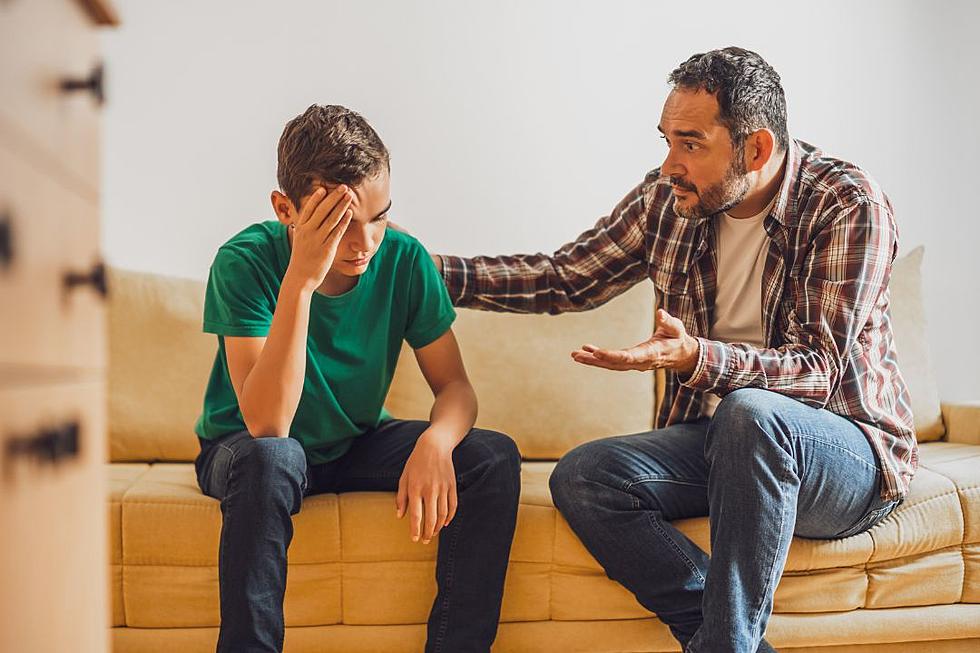Mom Devastated After Accidentally Outing Teen Son to His Dad 