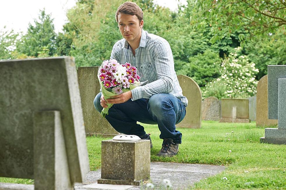 Man's New Girlfriend Insists on Visiting His Late Wife's Grave