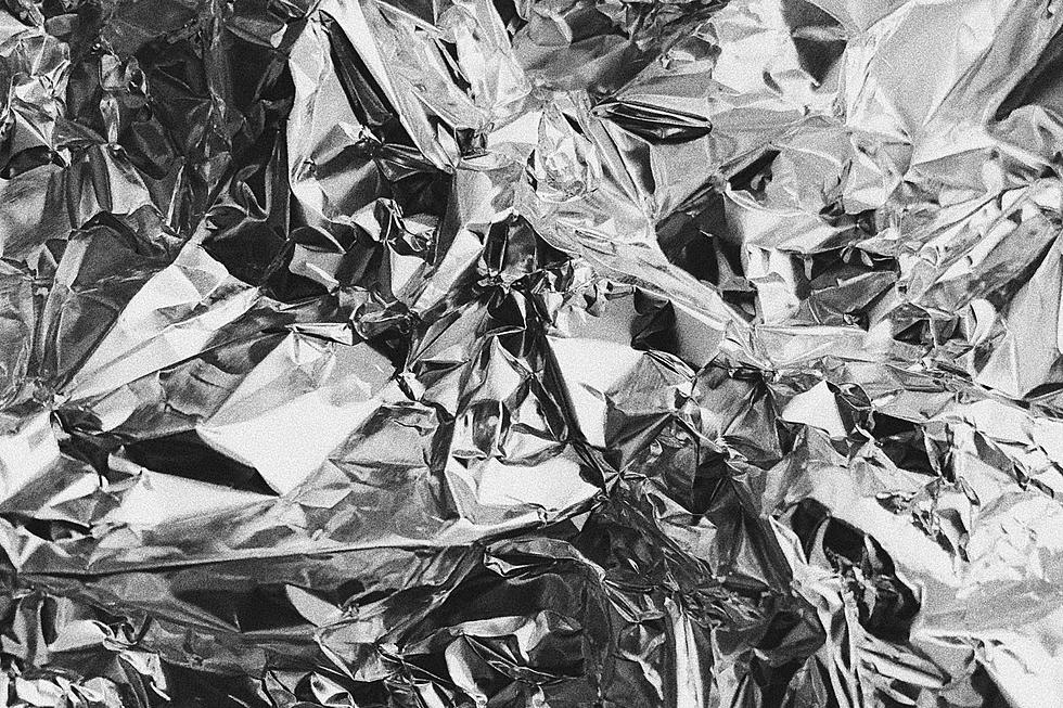 Shiny vs. Dull: Does It Really Matter How You Use Each Side of Your Tin Foil?