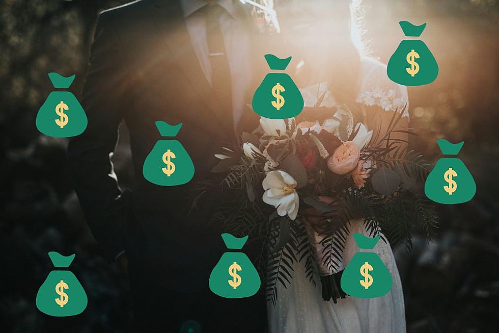 How a $50,000 Wedding 'Ruined' This Bride's Life