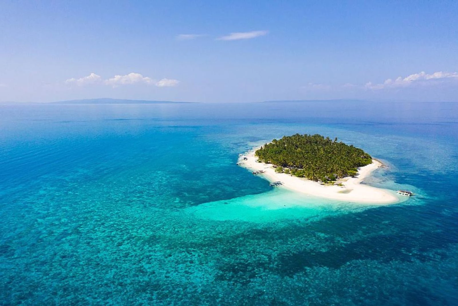 Did You Know There Really is a Difference Between an Isle, Island, and Islet?