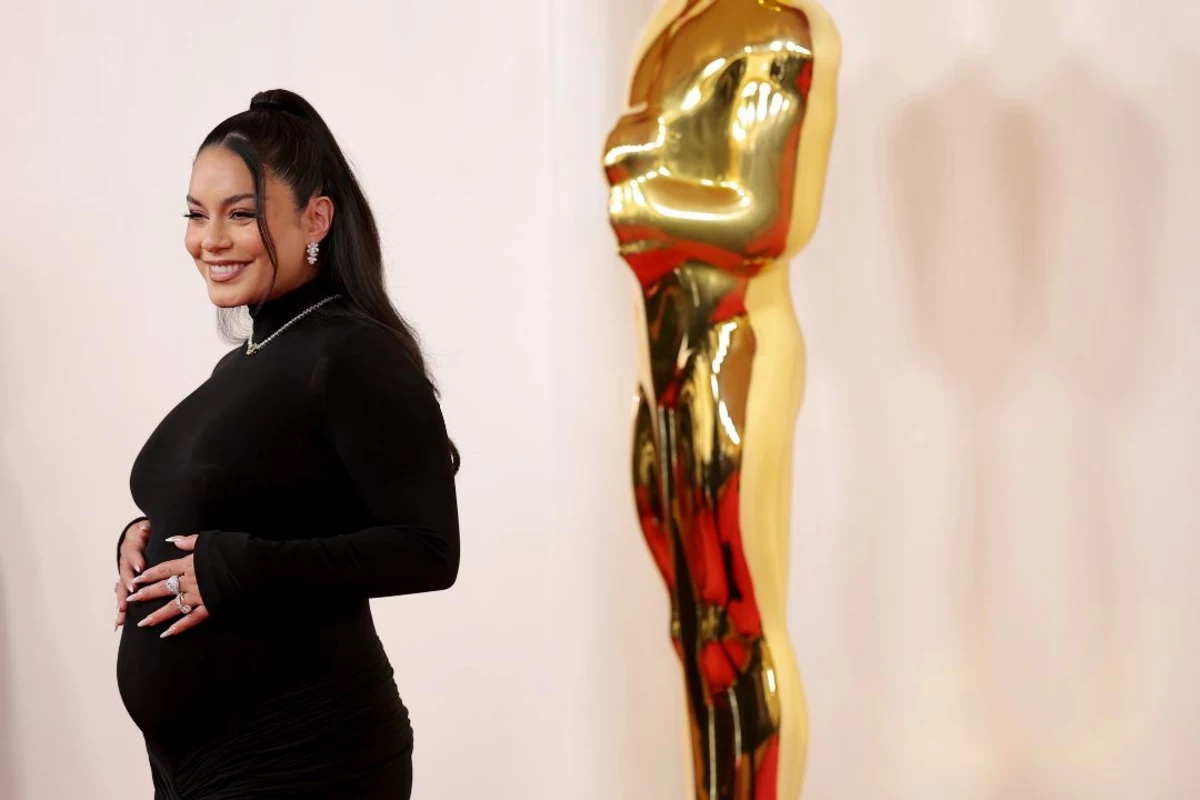 Vanessa Hudgens Confirms Pregnancy At 2024 Oscars Pics 