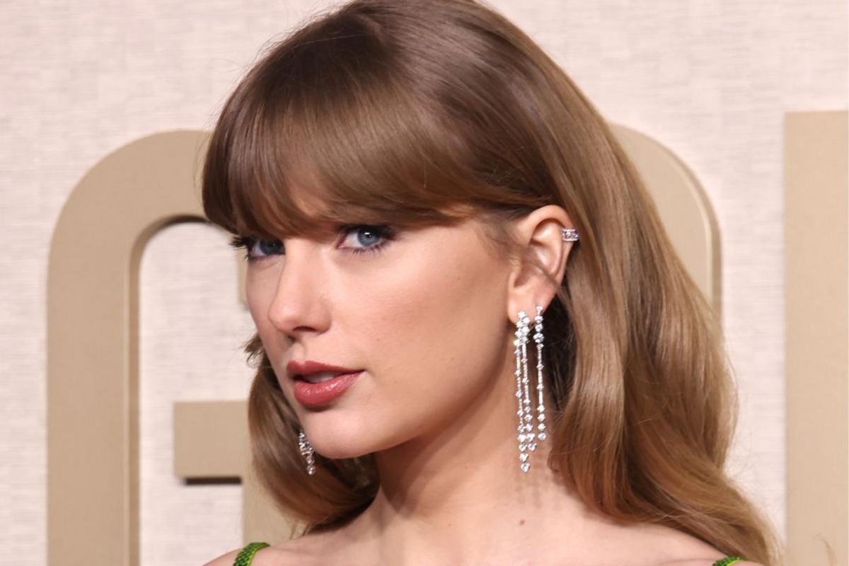 Taylor Swift Trolls Fans With Fake Pregnancy Accouncement in Song