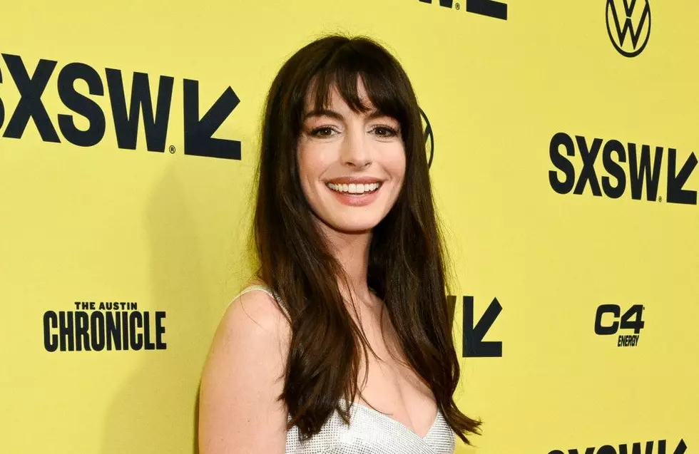 Anne Hathaway Blasts &#8216;Gross&#8217; Chemistry Tests That Saw Her &#8216;Make Out&#8217; With 10 Guys in One Day
