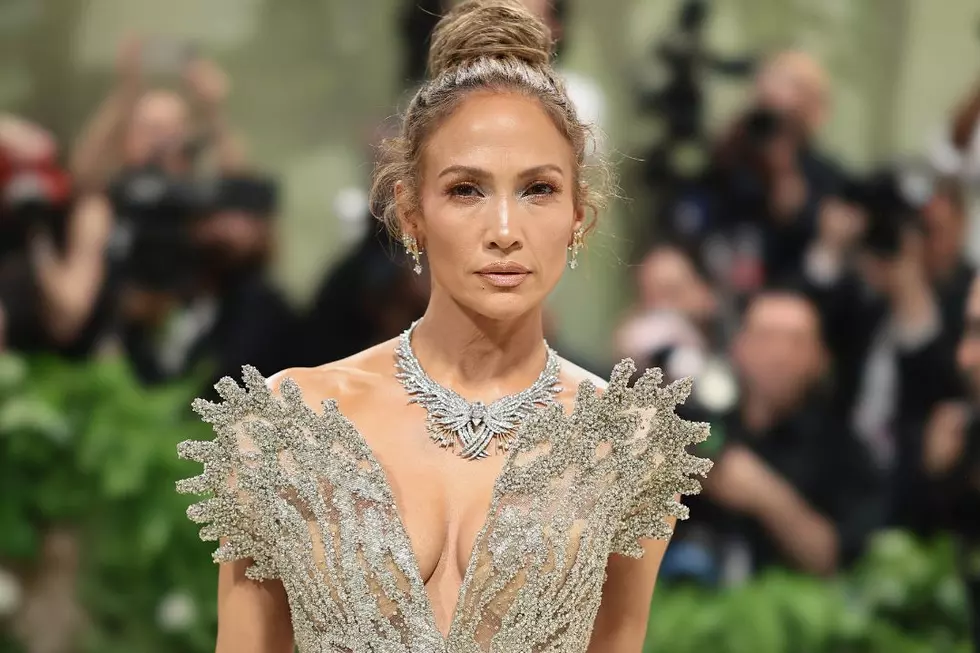 Jennifer Lopez Roasted for 'Attitude' During Met Gala Interview