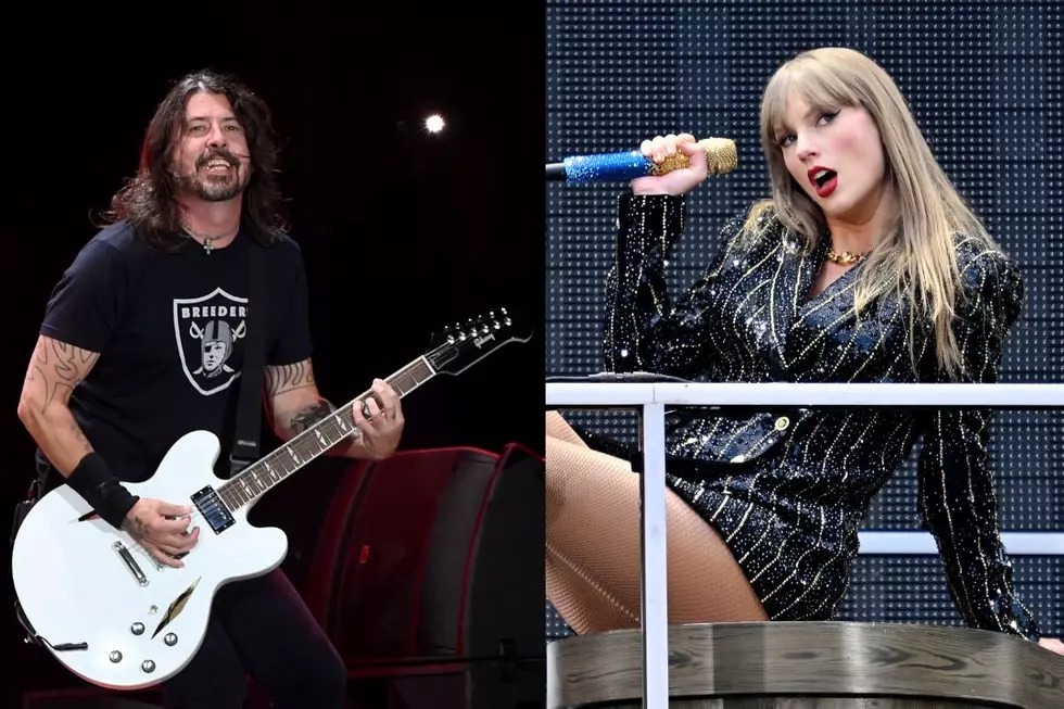 Dave Grohl Seemingly Claims That Taylor Swift Doesn’t Play Live, Fans React