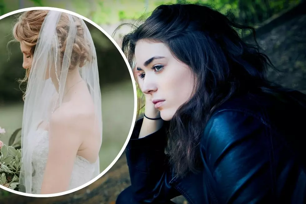 Woman Upset Half-Sister Asked to Wear Her Dead Mother’s Jewelry on Wedding Day