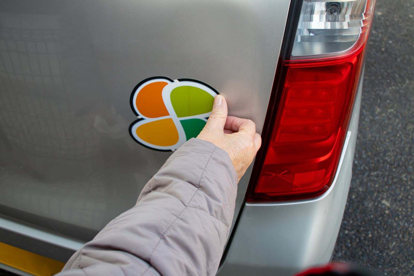 <a href="https://theboot.com/ixp/252/p/why-you-should-remove-bumper-stickers-decals-asap/" target="_blank">Why You Should Remove Bumper Stickers, Decals ASAP</a>