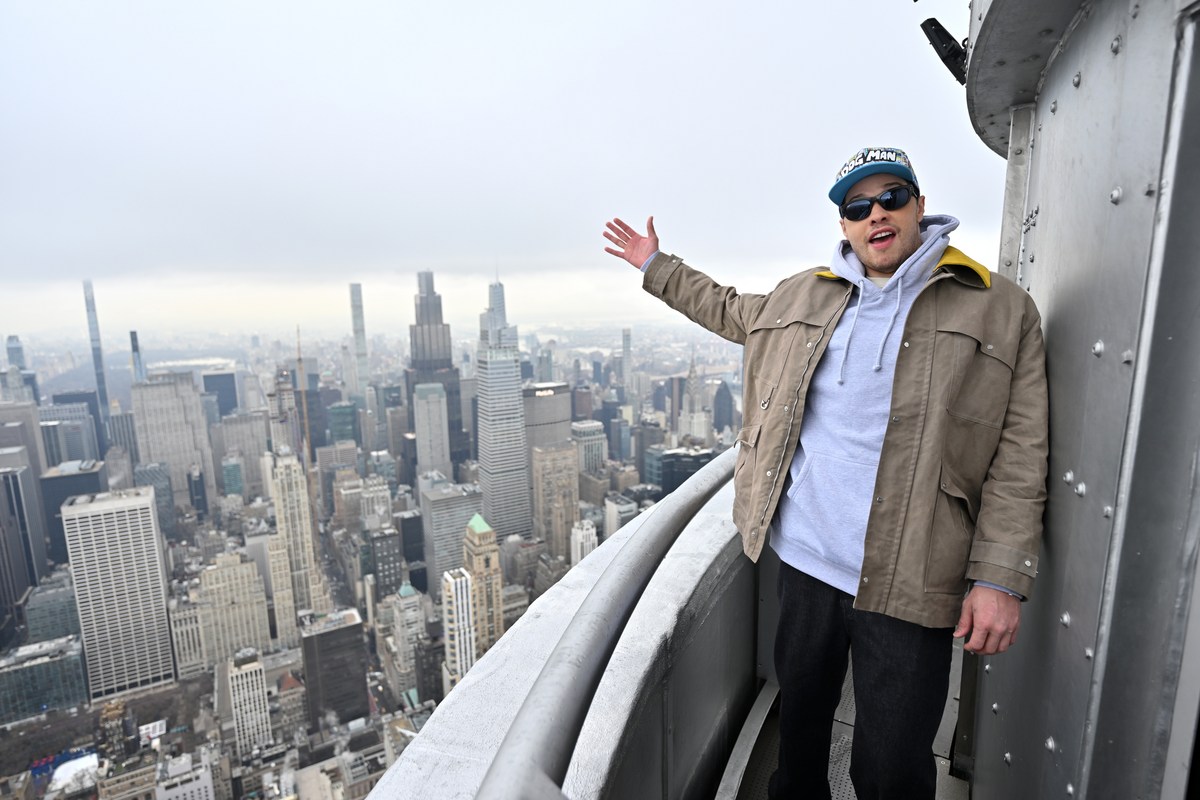 Pete Davidson Doesn't Know How to Tell His Daughter Her Grandfather Died on 9/11