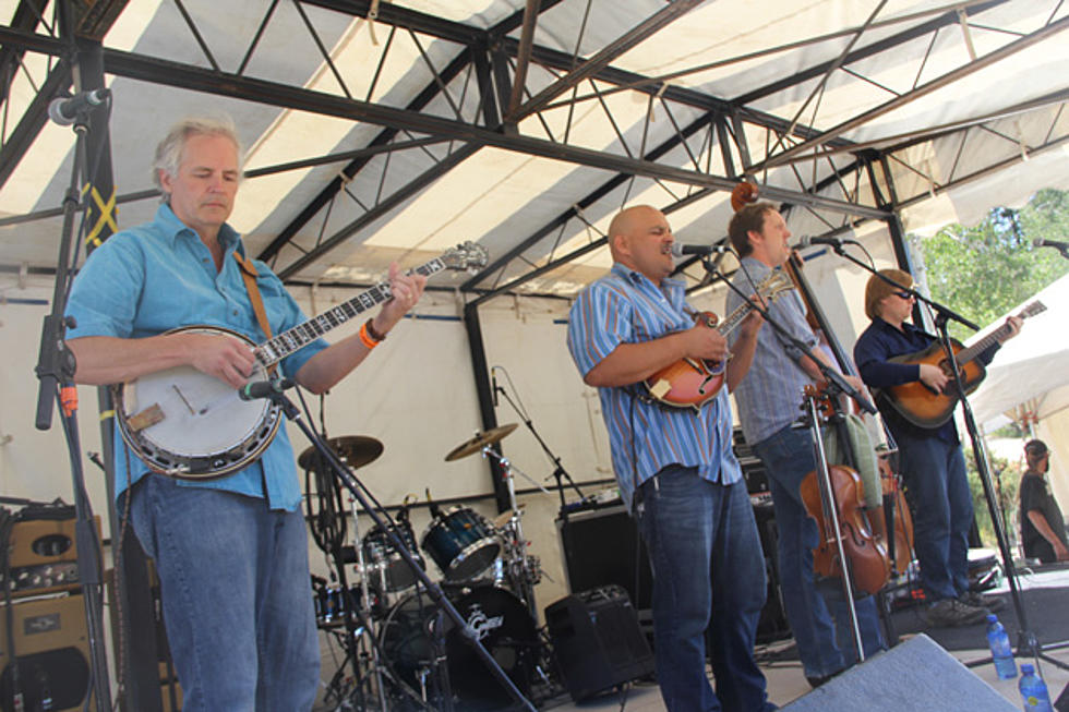Frank Solivan &#038; Dirty Kitchen Perform &#8216;The Wild Unknown&#8217; At Beartrap Summer Festival 2012 [VIDEO]