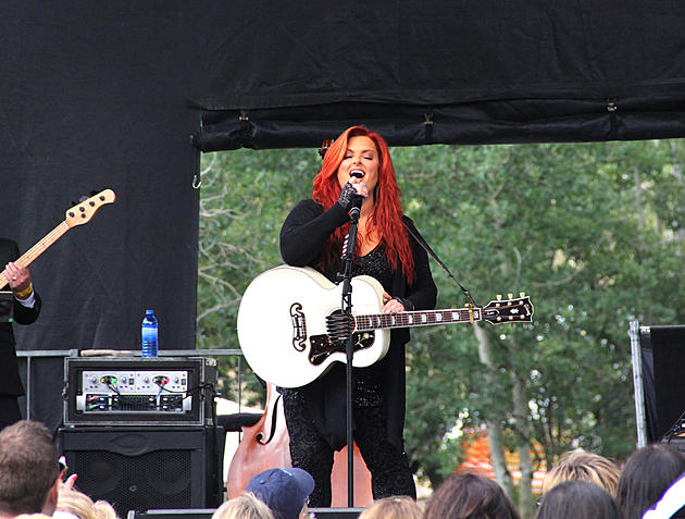 Wynonna &#038; The Big Noise Brought A Big Sound To Beartrap Meadow [PHOTOS]
