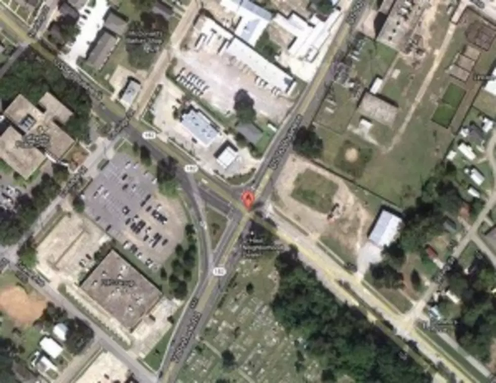 One Lane to Close on Highway 90 in Lafayette