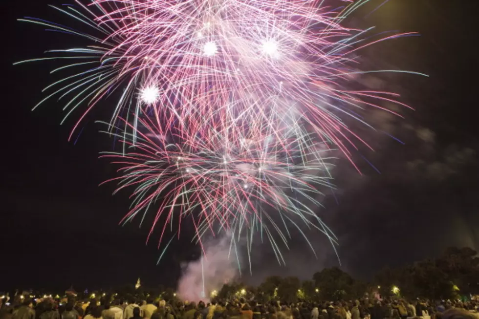 July 4th Fireworks Display in Lafayette &#8211; Red, White and BOOM!