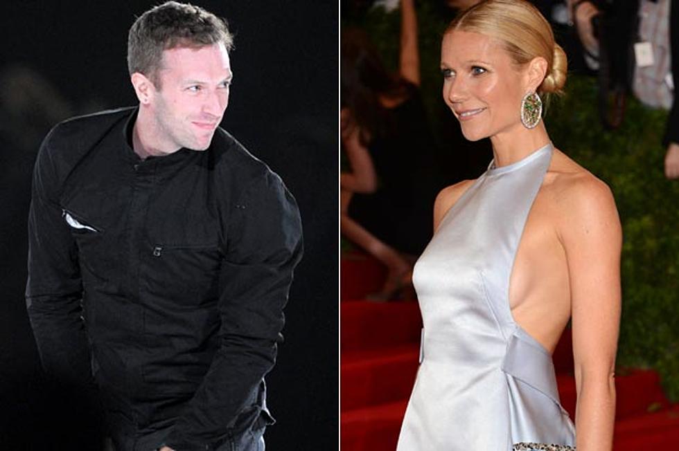 Coldplay’s Chris Martin Lays One on Wife Gwyneth Paltrow … in the Middle of a Show!