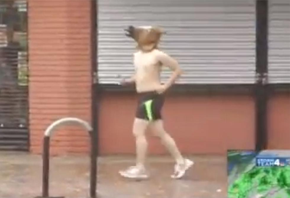 The Shirtless Horse Jogger in Hurricane Sandy Report Has Been Identified [VIDEO, PHOTO]