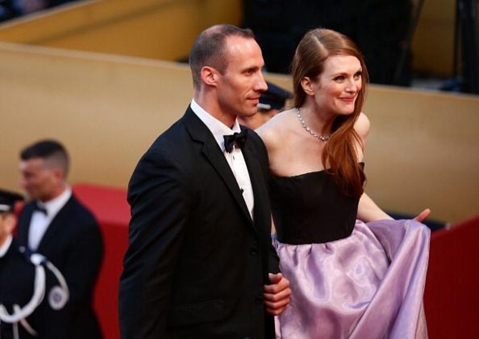 Toemageddon! Julianne Moore’s Toes Escape Her Shoes at Cannes! [PHOTO]
