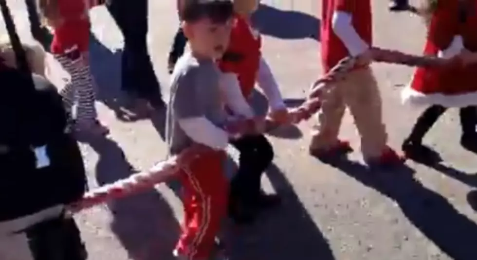 Three And Four-Year-Olds From Reach Institute &#8216;Hold The Rope&#8217; At Ragin Cajuns Send Off [PRECIOUS VIDEO]