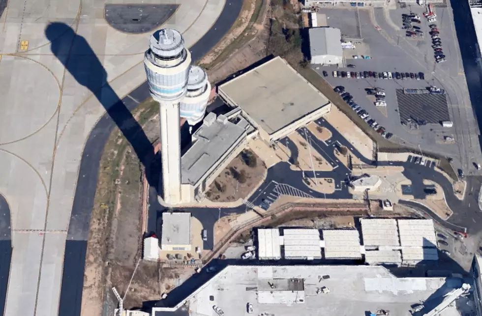 Air Traffic Controller’s Nightmare – What Happens When A Storm Hits Atlanta