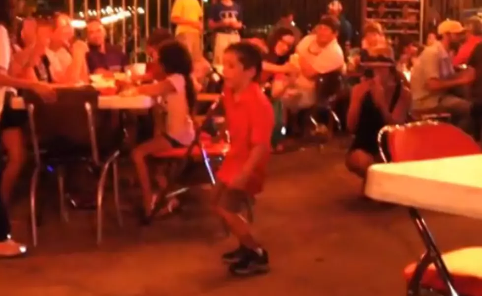 Six &#8211; Year &#8211; Old Steals The Show At Agave Restaurant Downtown [VIDEO]
