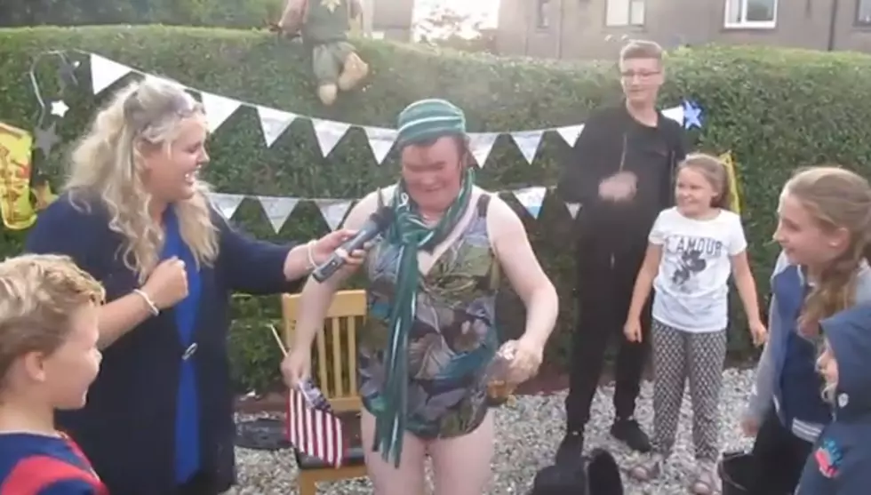 Susan Boyle Takes The Ice Bucket Challenge While Singing [VIDEO]
