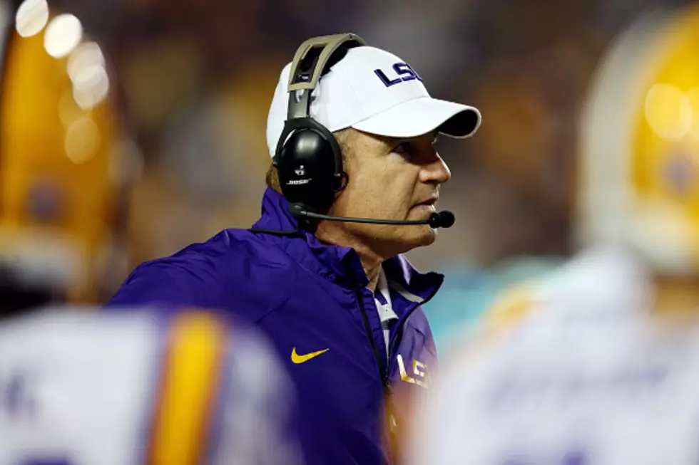 Michigan Has Reportedly Reached Out To LSU Head Coach Les Miles