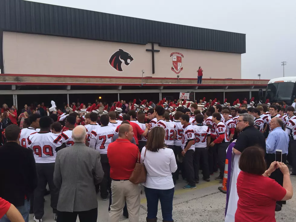 Catholic High Departs For Superdome