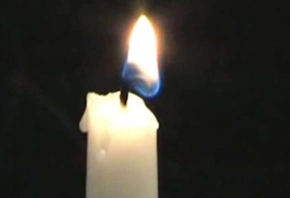 Relight A Candle WITHOUT Touching The Wick [AMAZING FIRE TRICK VIDEO]
