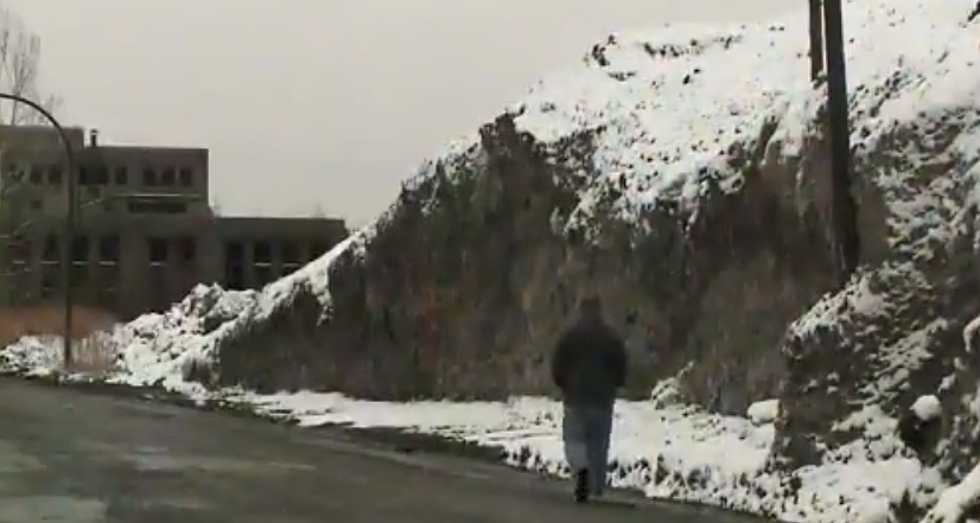 While Acadiana Flirts With Record High Temps, Buffalo, NY Still Has Snow! [Video]
