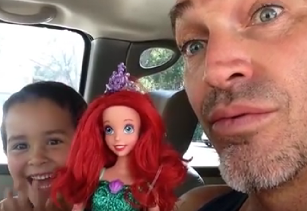 Young Boy Picks Girl Doll Over All Other Toys, Watch How His Father Reacts [VIDEO]
