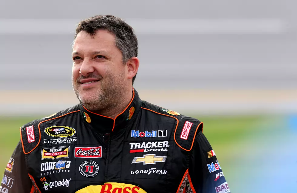 Nascar Champ Tony Stewart In Confrontation With Race Fan [Video]
